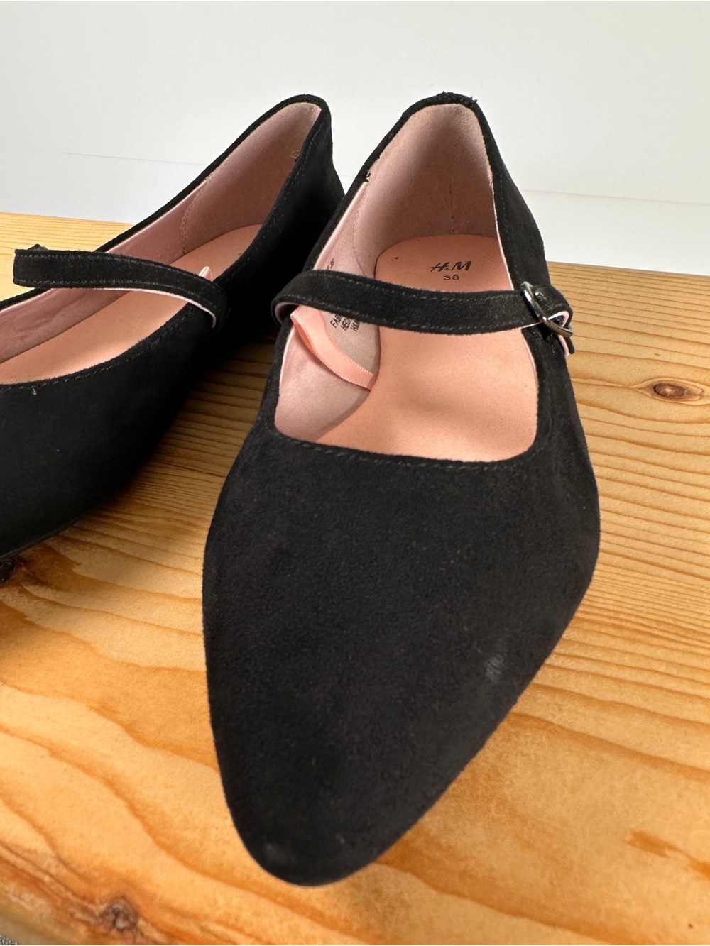 H&M Classic Mary Jane Ballet Flats Black Minimalist Buckle Size 7 - Picture 3 of 8